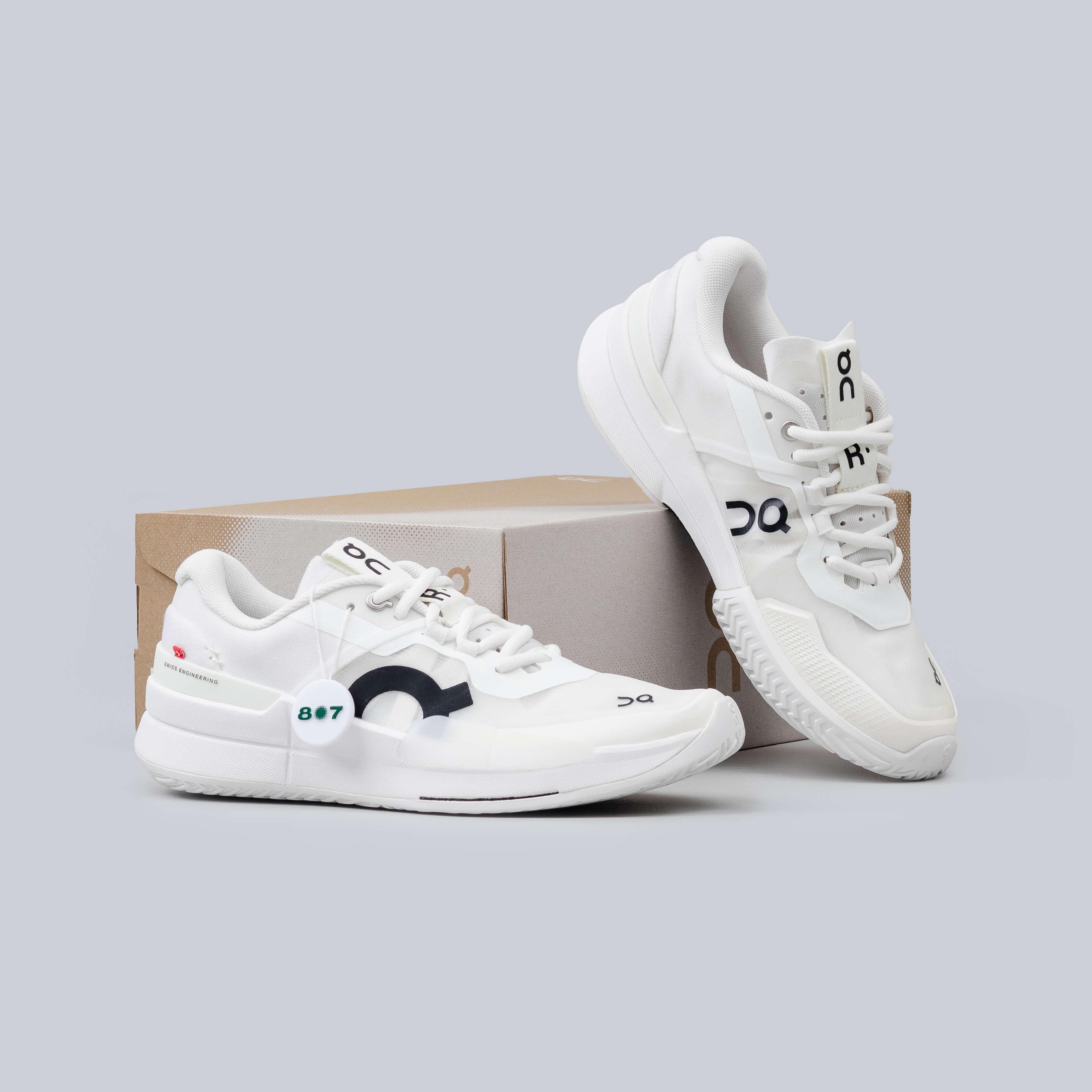 ON The Roger Pro 2 All White