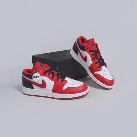 Air Jordan 1 Low Bulls GS Women