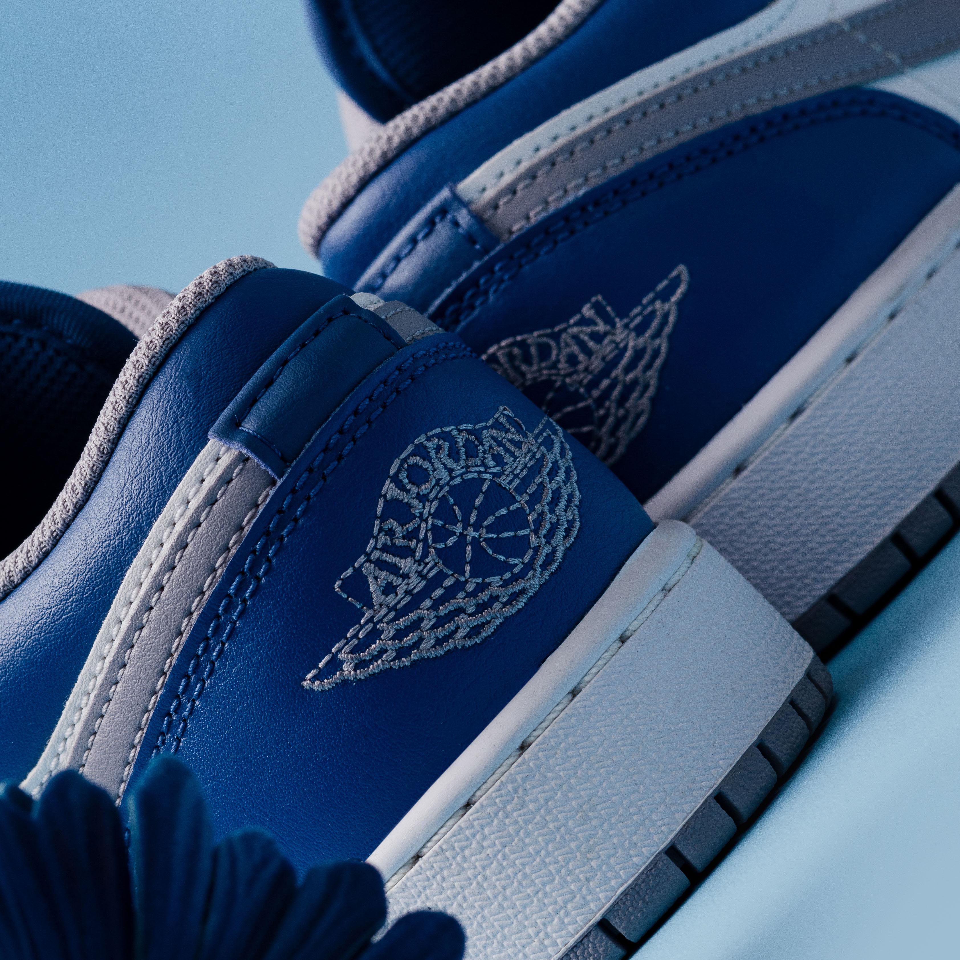 Air Jordan 1 Low True Blue Cement GS Women