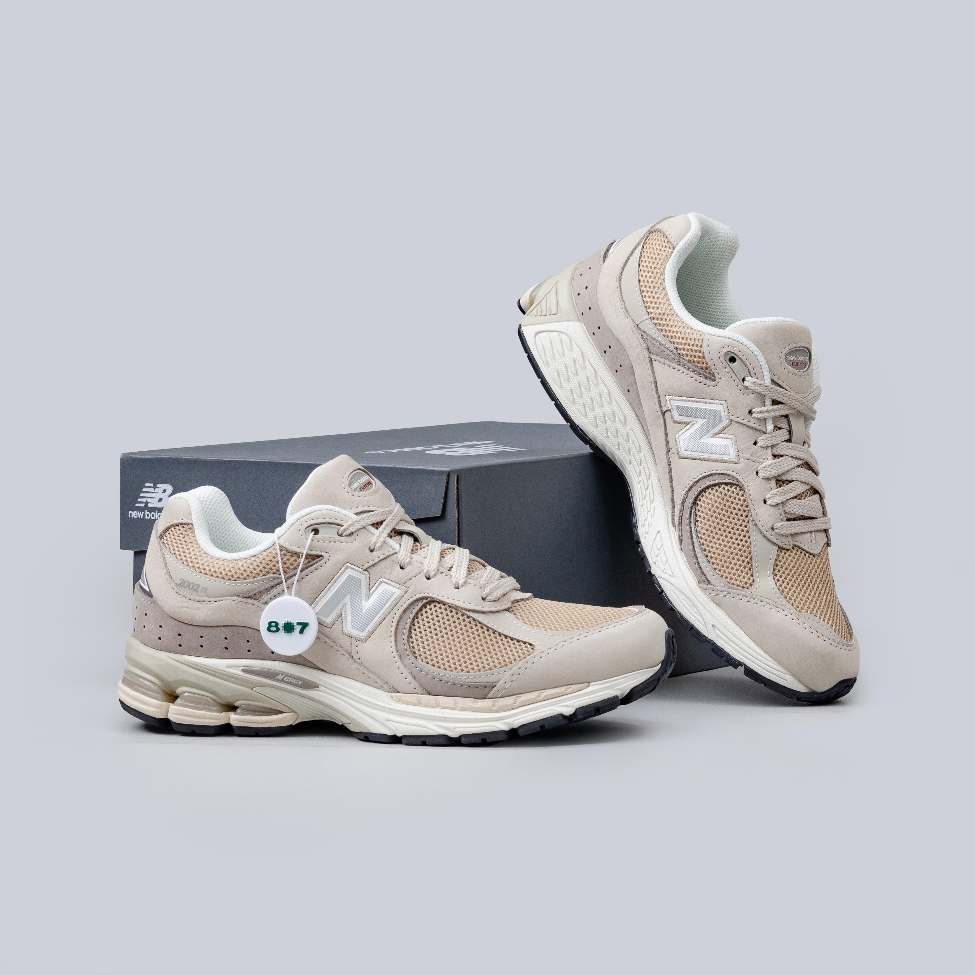 New Balance 2002R Beige Timberwolf
