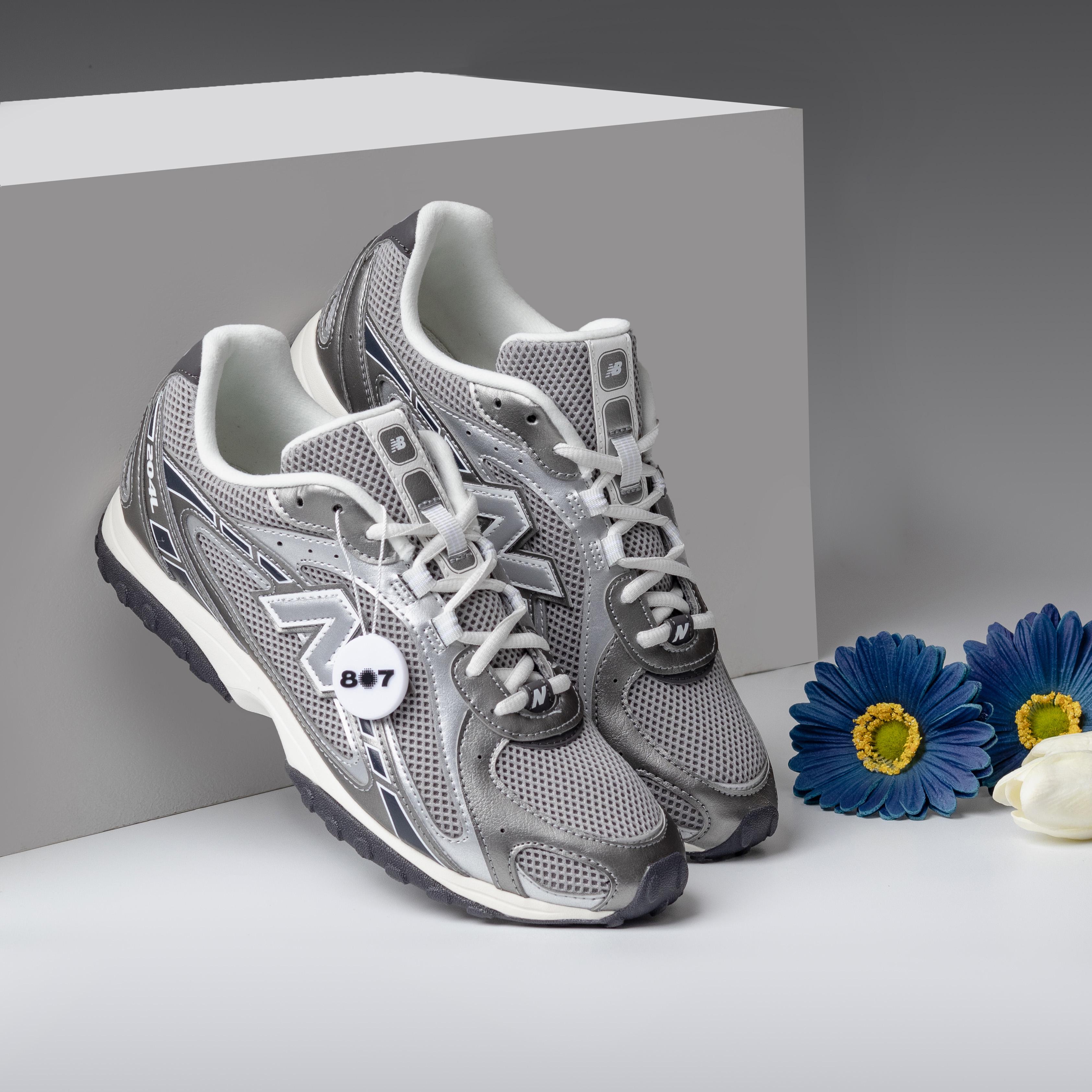 New Balance 204L Dark Silver Metallic