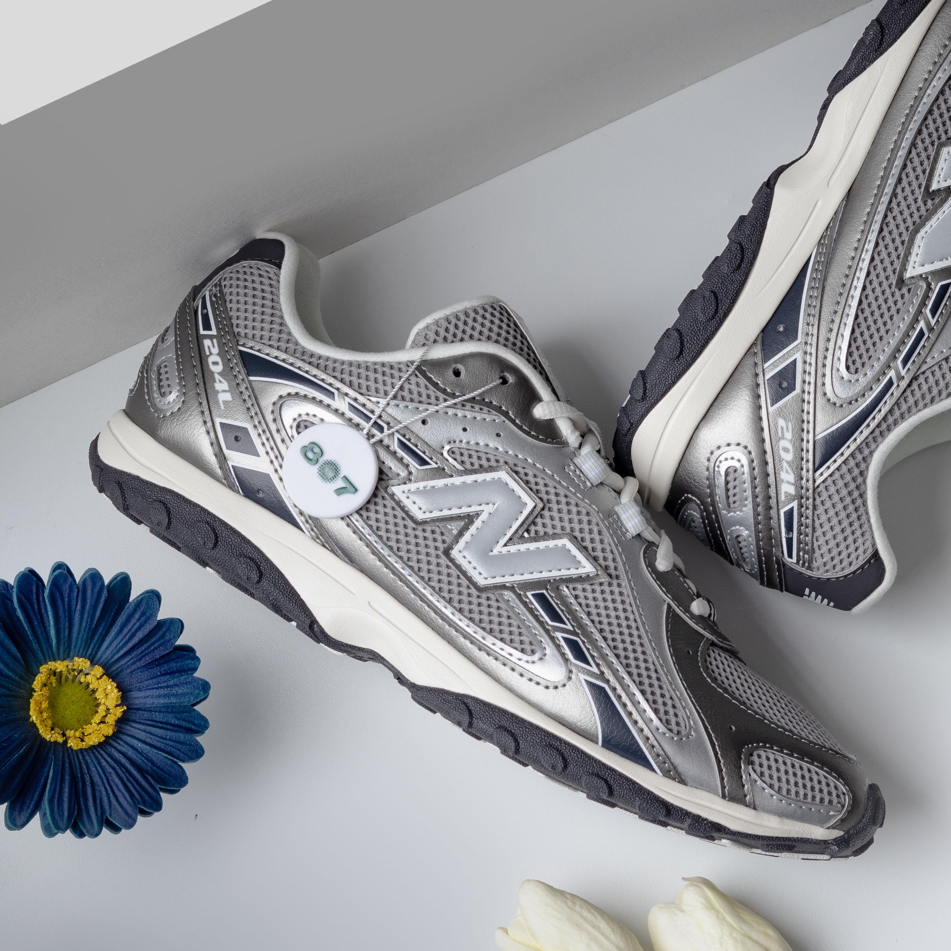 New Balance 204L Dark Silver Metallic