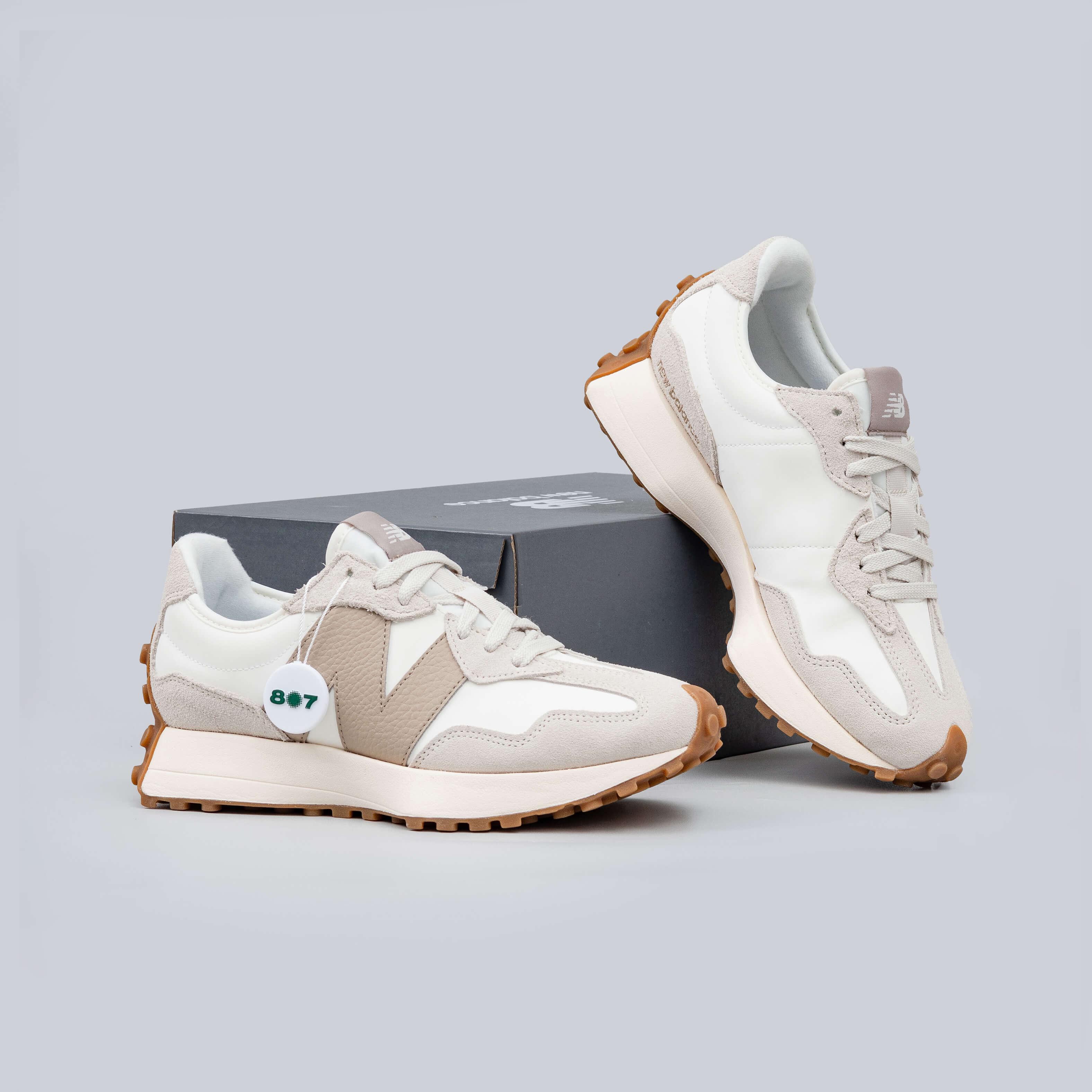 New Balance 327 Moonbeam Driftwood Brown