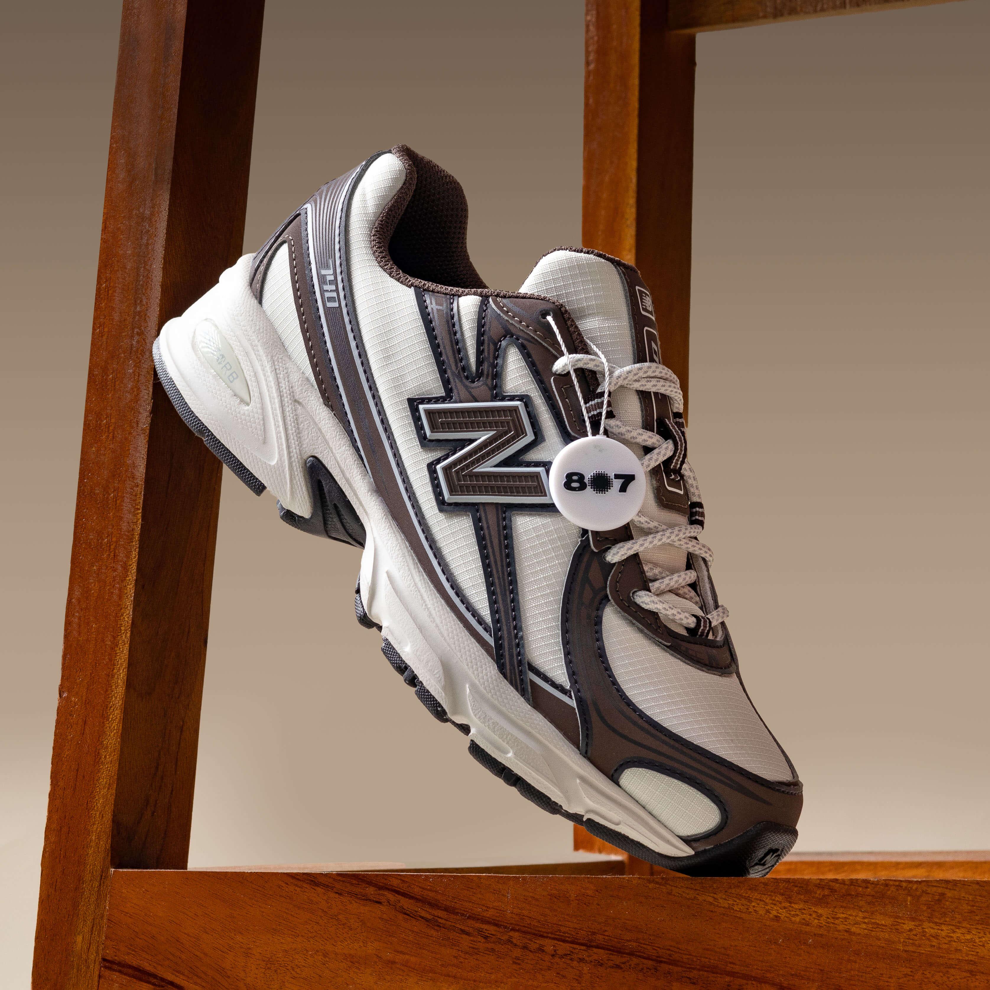 New Balance 740 Brown White