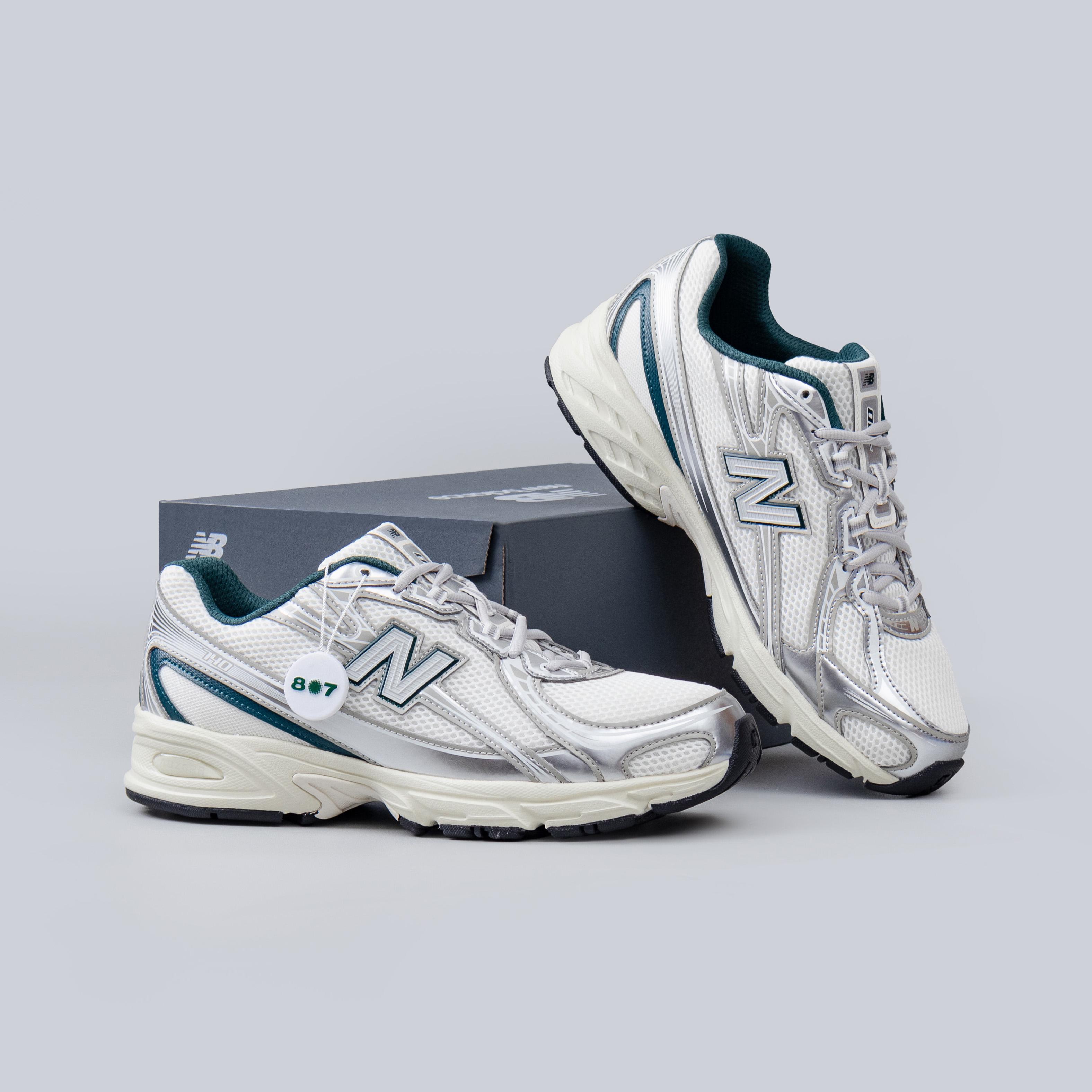 New Balance 740 Medusa Green Anora