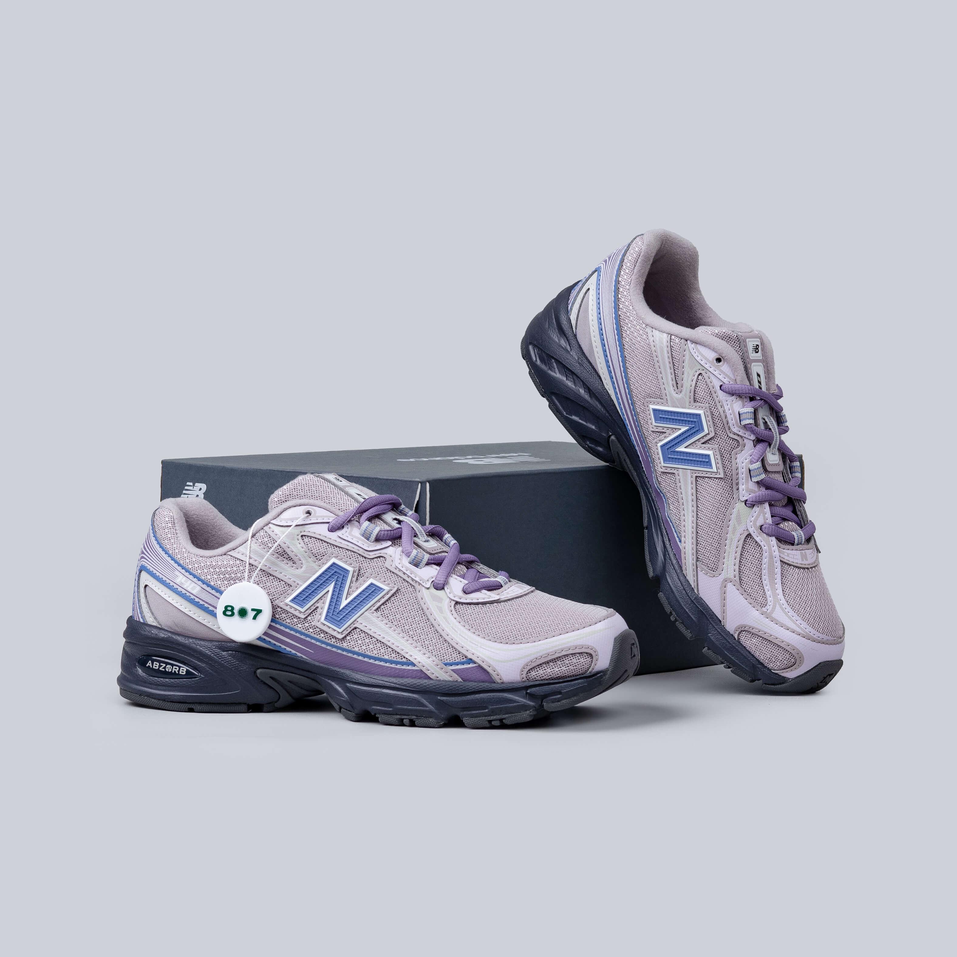 New Balance 740 Truffle Salt Blue