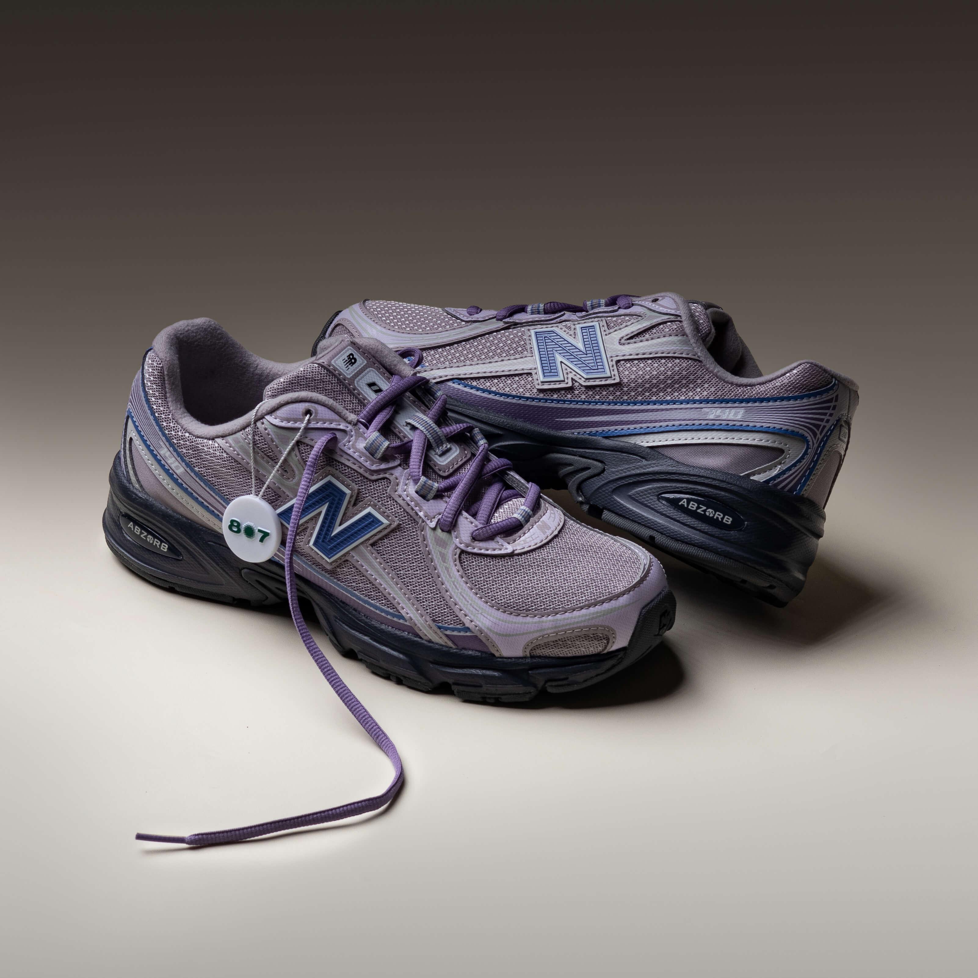 New Balance 740 Truffle Salt Blue