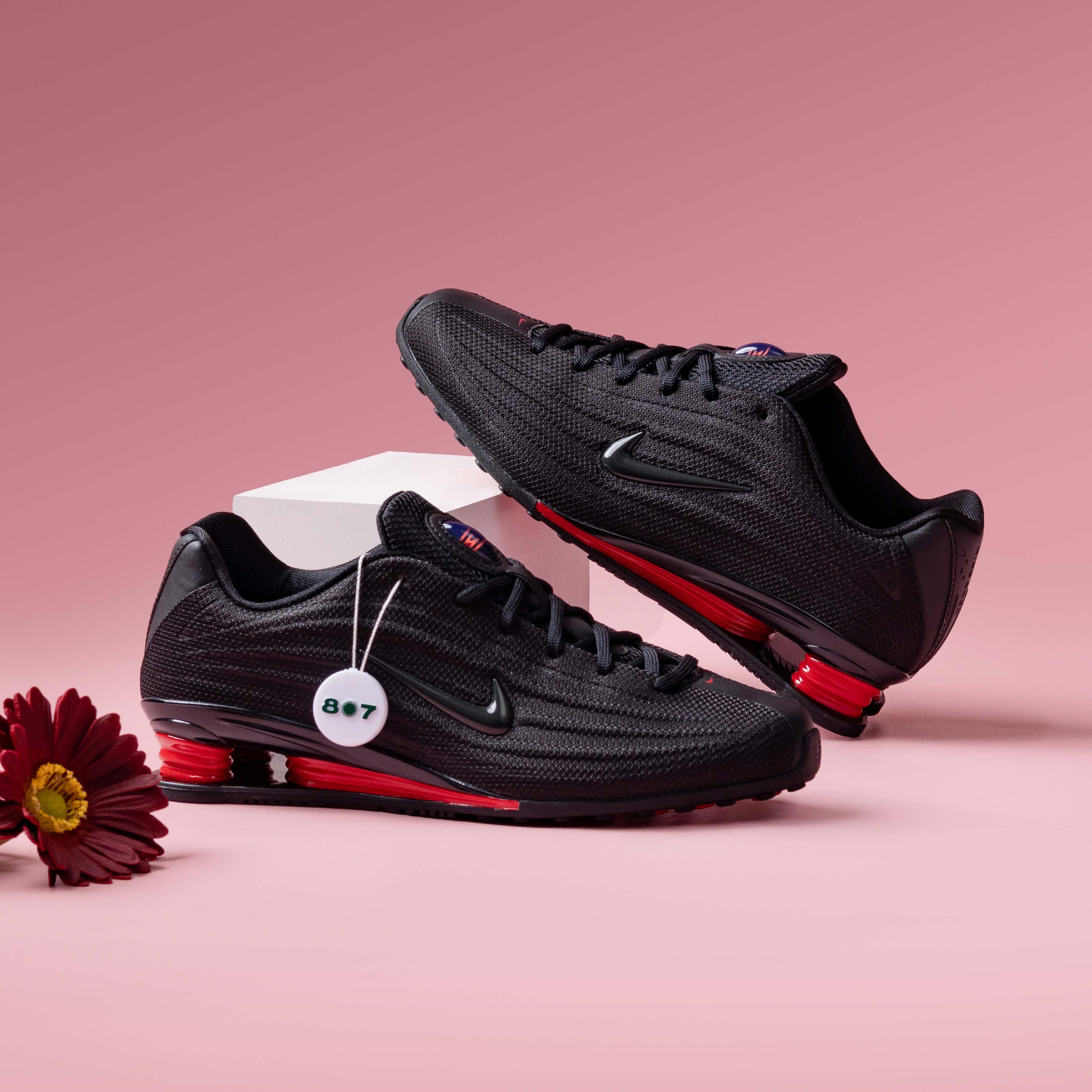 Nike Shox Z Bred Black Red