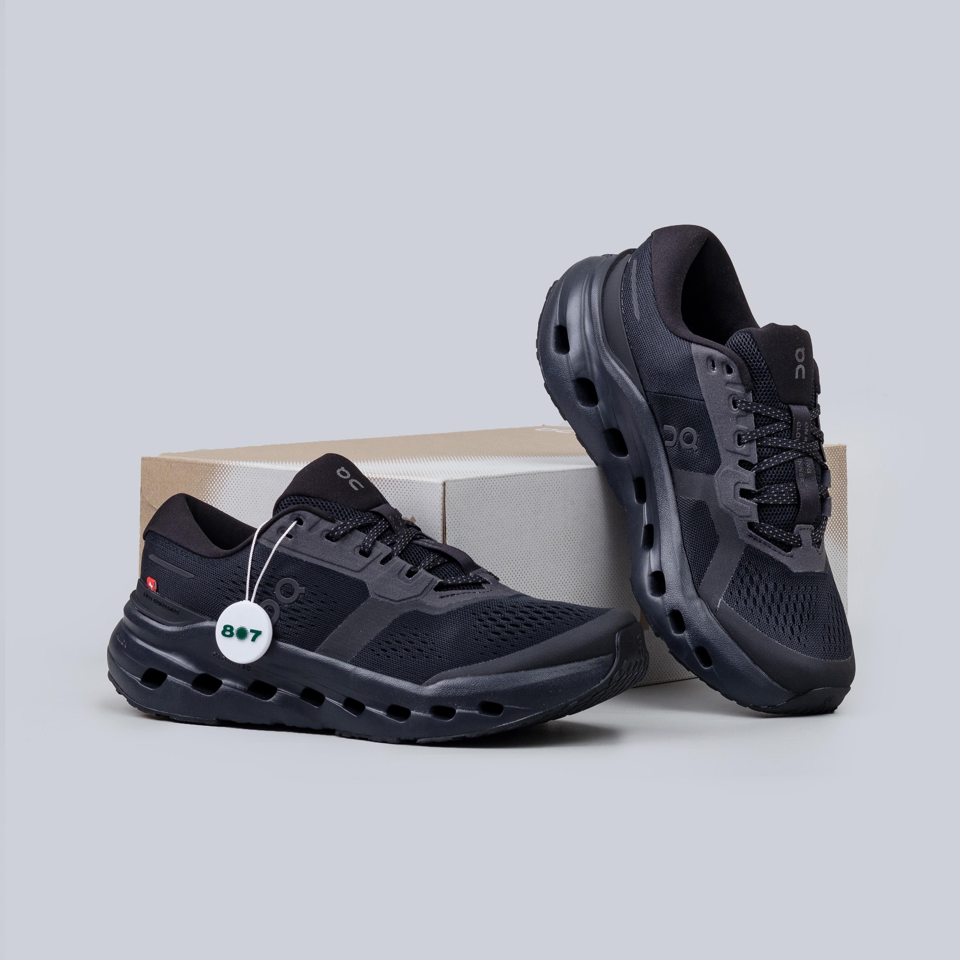 ON Cloudrunner 3 All Black