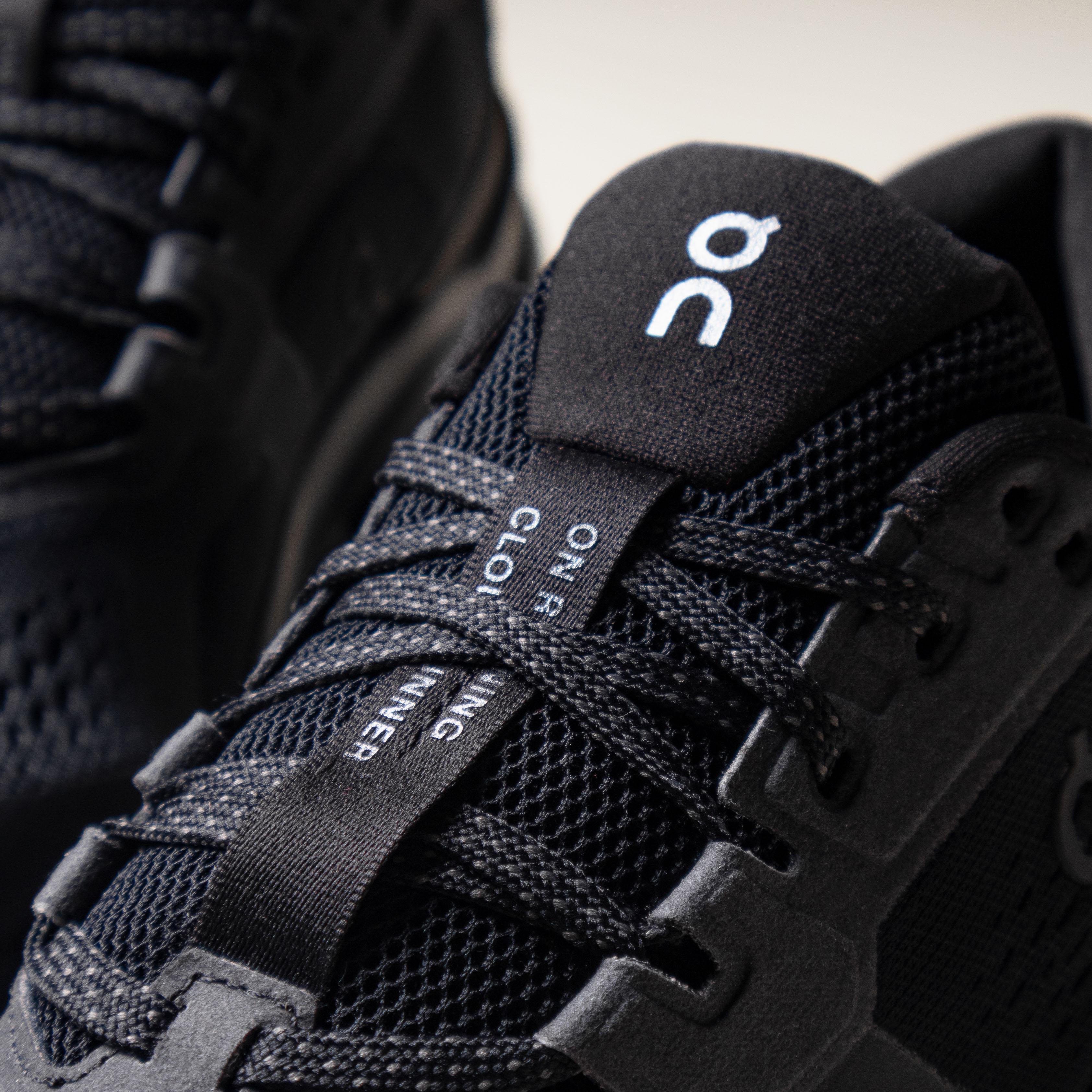 ON Cloudrunner 3 All Black