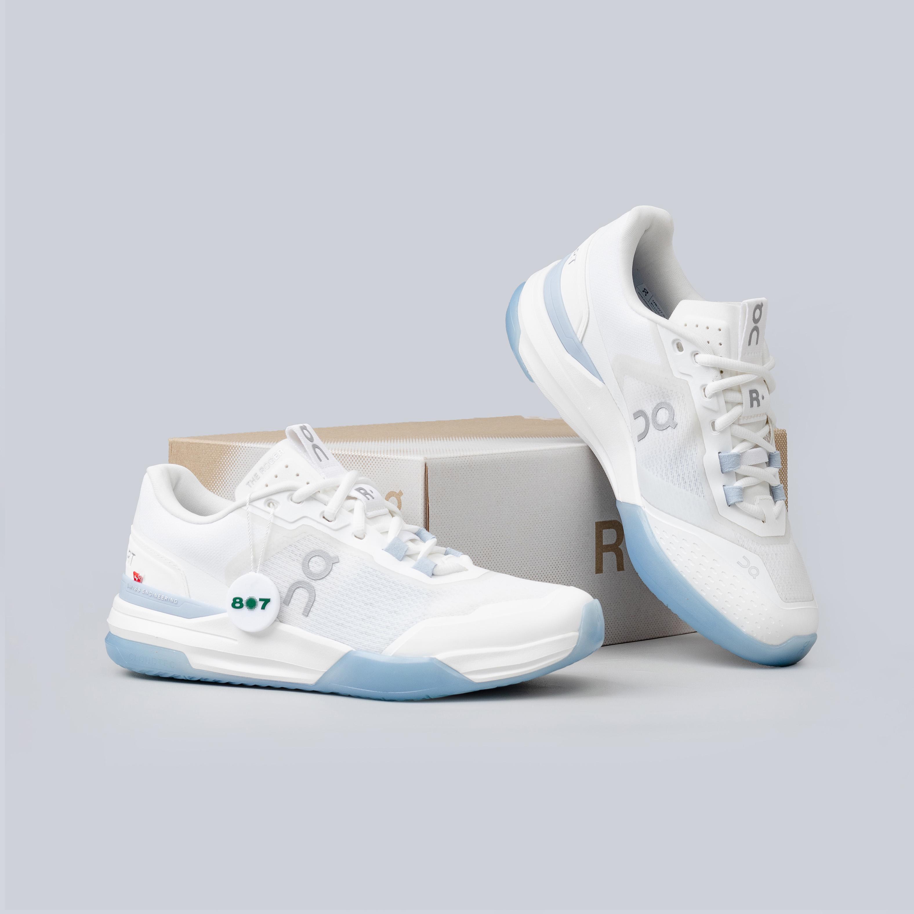 ON The Roger Advantage Pro White Chambray