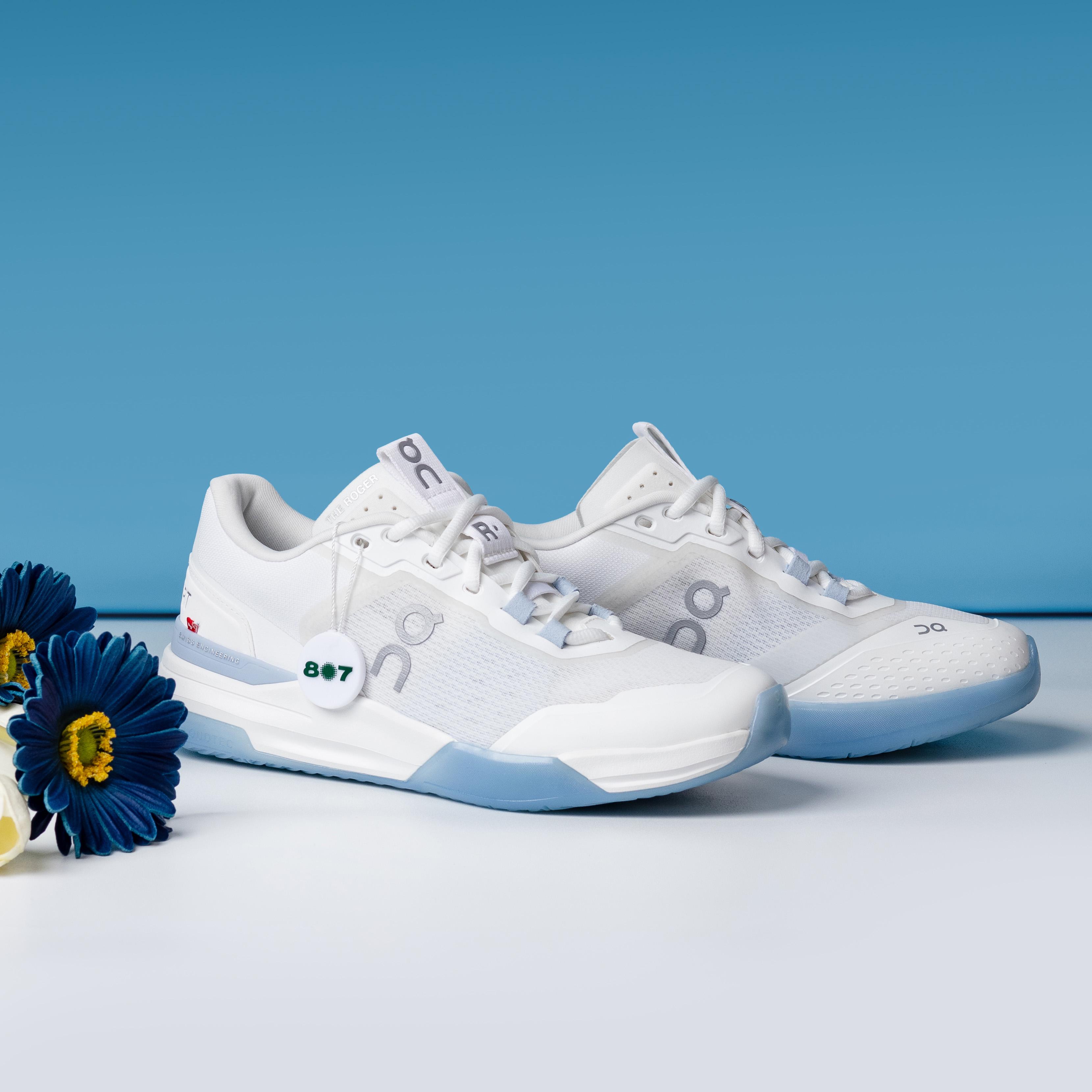 ON The Roger Advantage Pro White Chambray