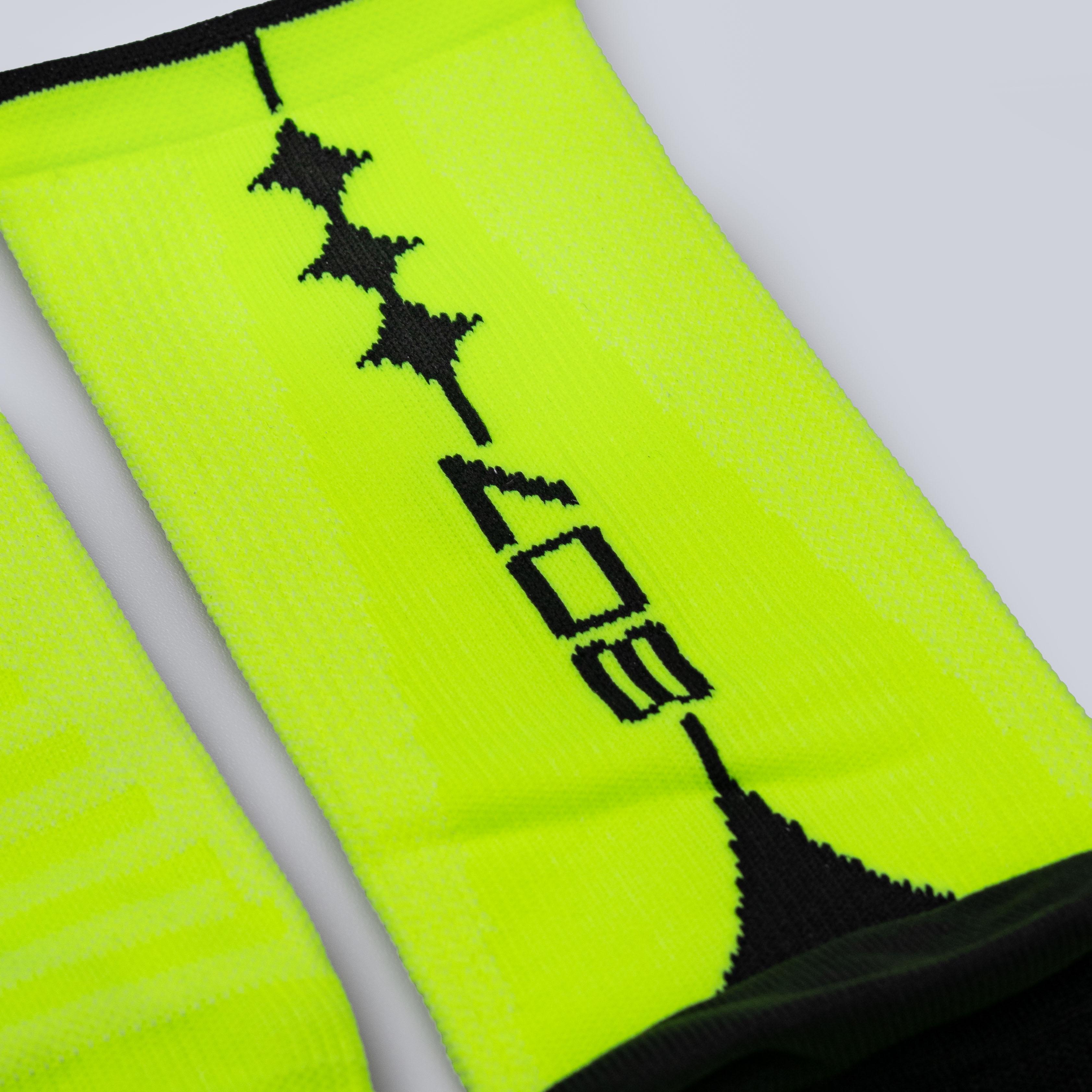 807 Identity Pace Neon Running Sock 