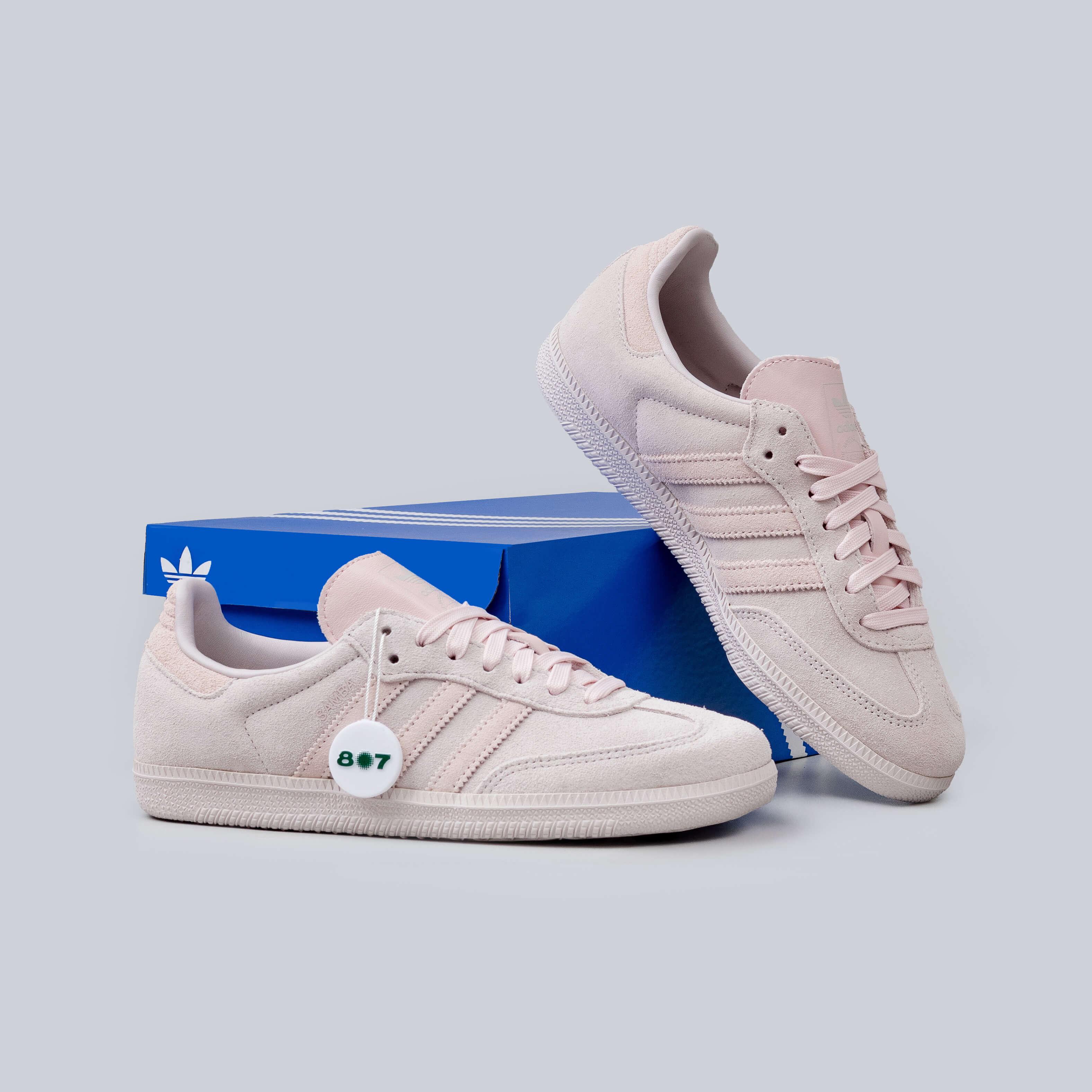 adidas gazelle silver green womens Yeezy Boost 350 V2 'Zebra' 2022/2023 – Imperial edge main image 1