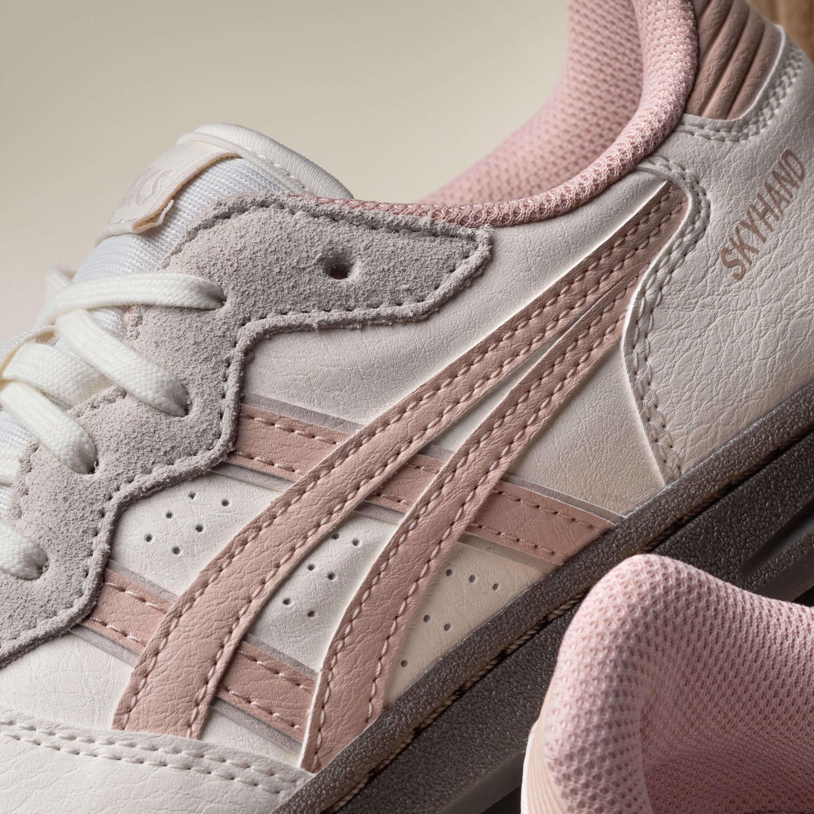 Asics Skyhand OG Cream Maple Sugar