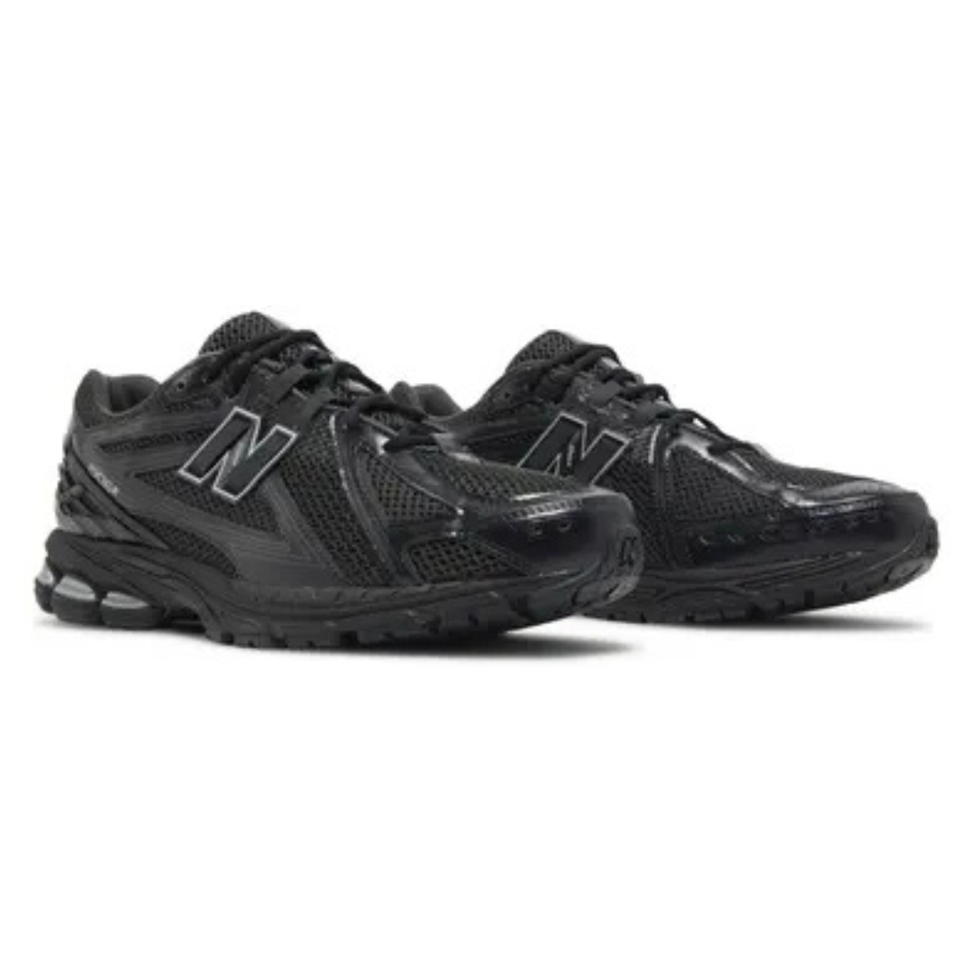 New Balance 1906R Black Metallic Silver