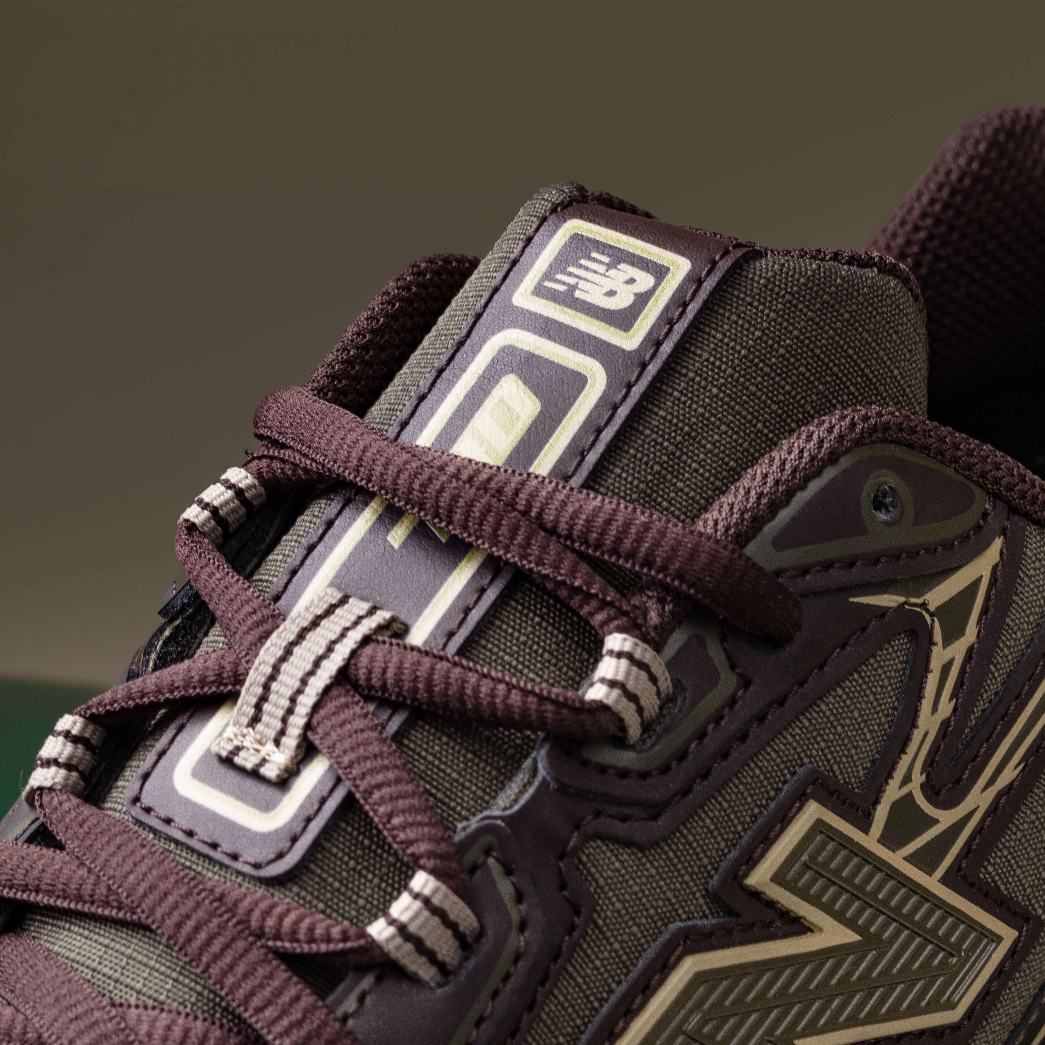 New Balance 740 Brown Green