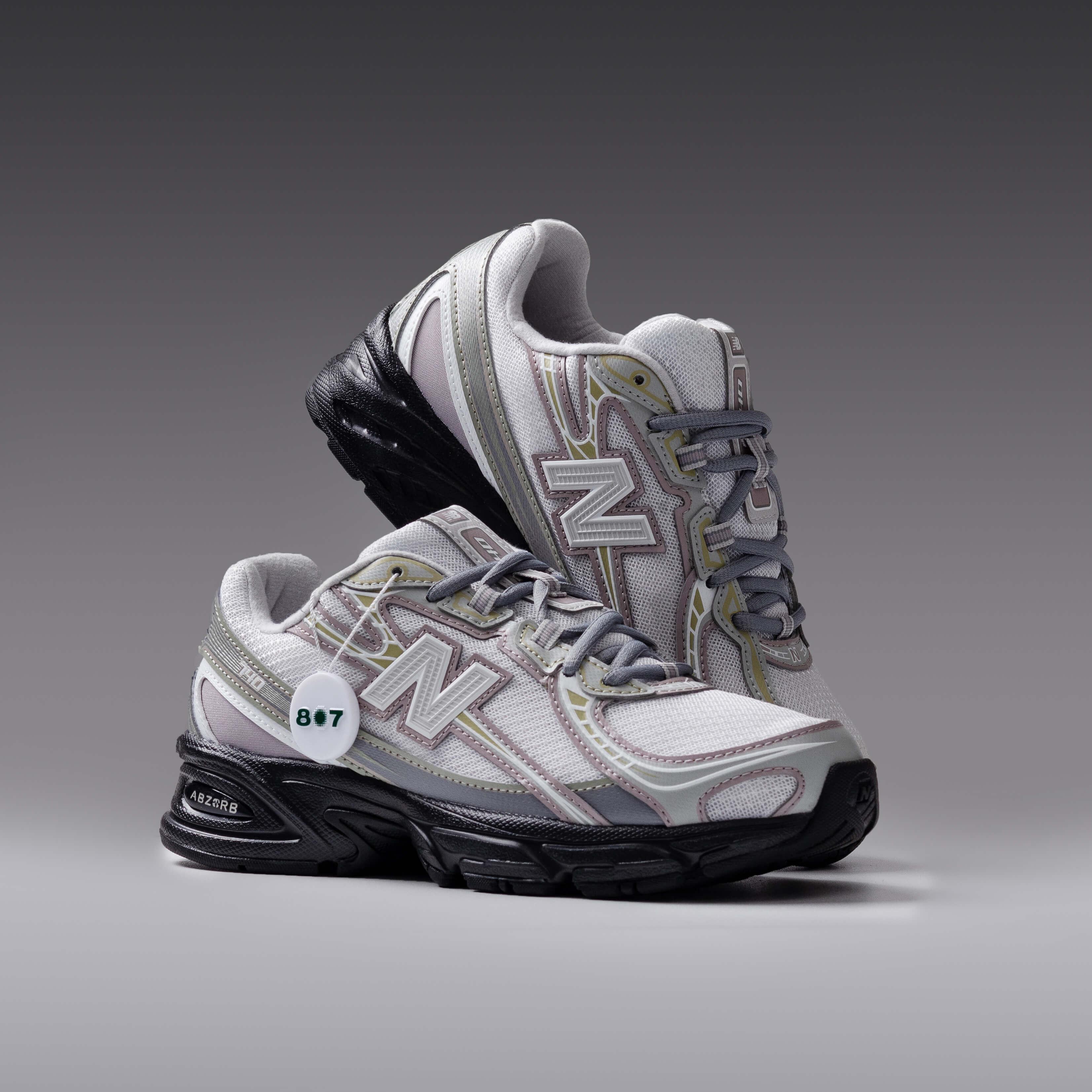 New Balance 740 Silver Metallic Rain Cloud 