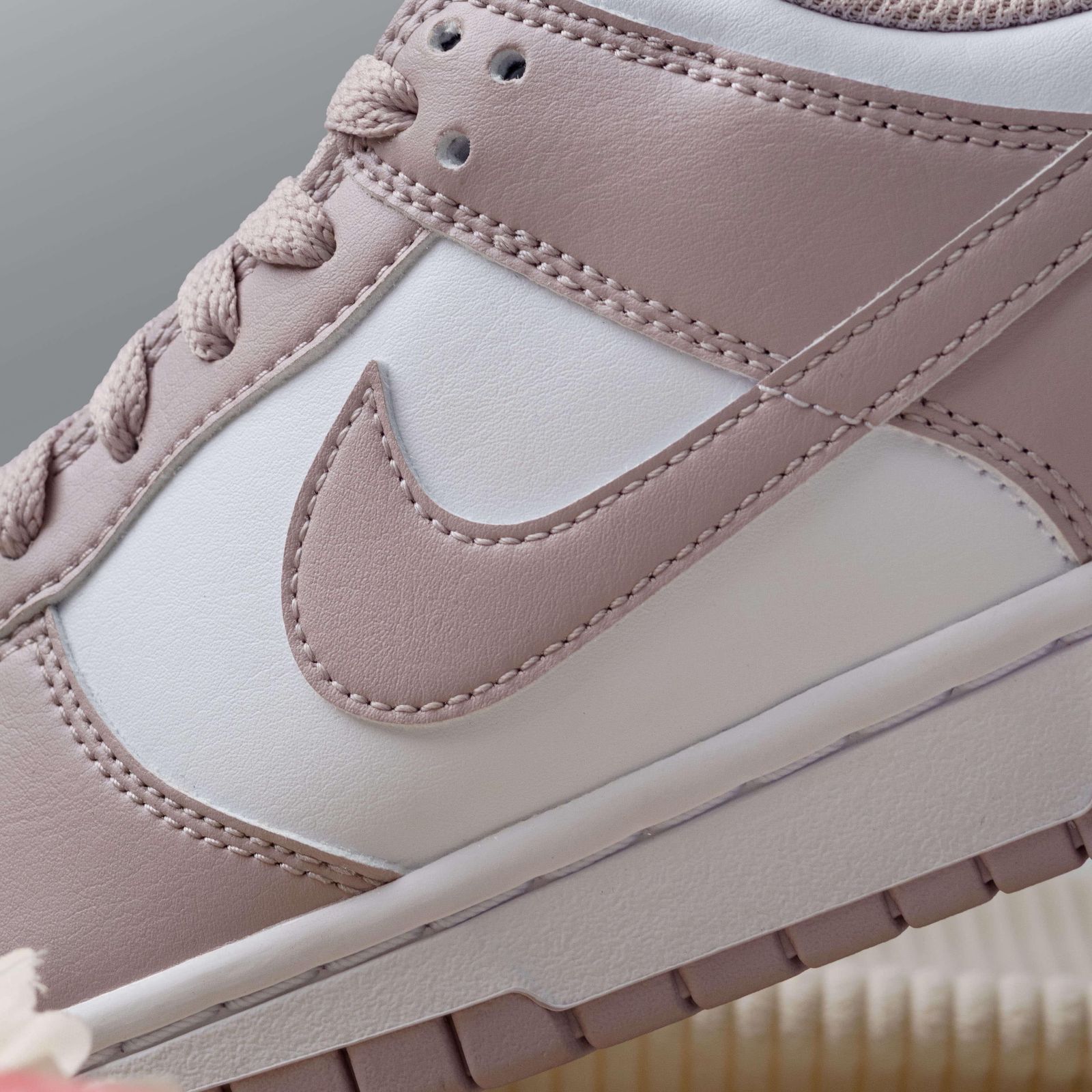 Dunk Low White Particle Rose
