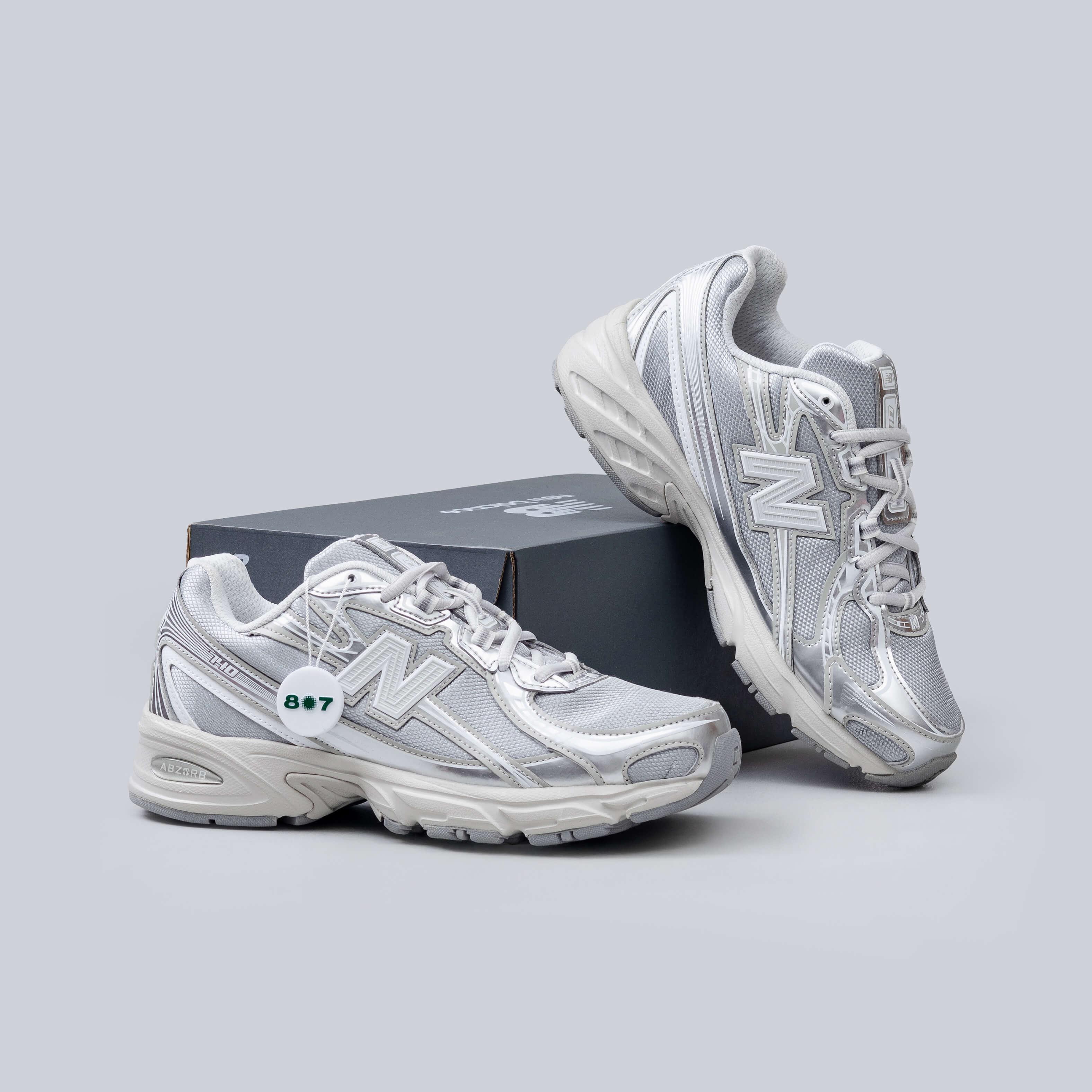 New Balance 740 Metallic Silver