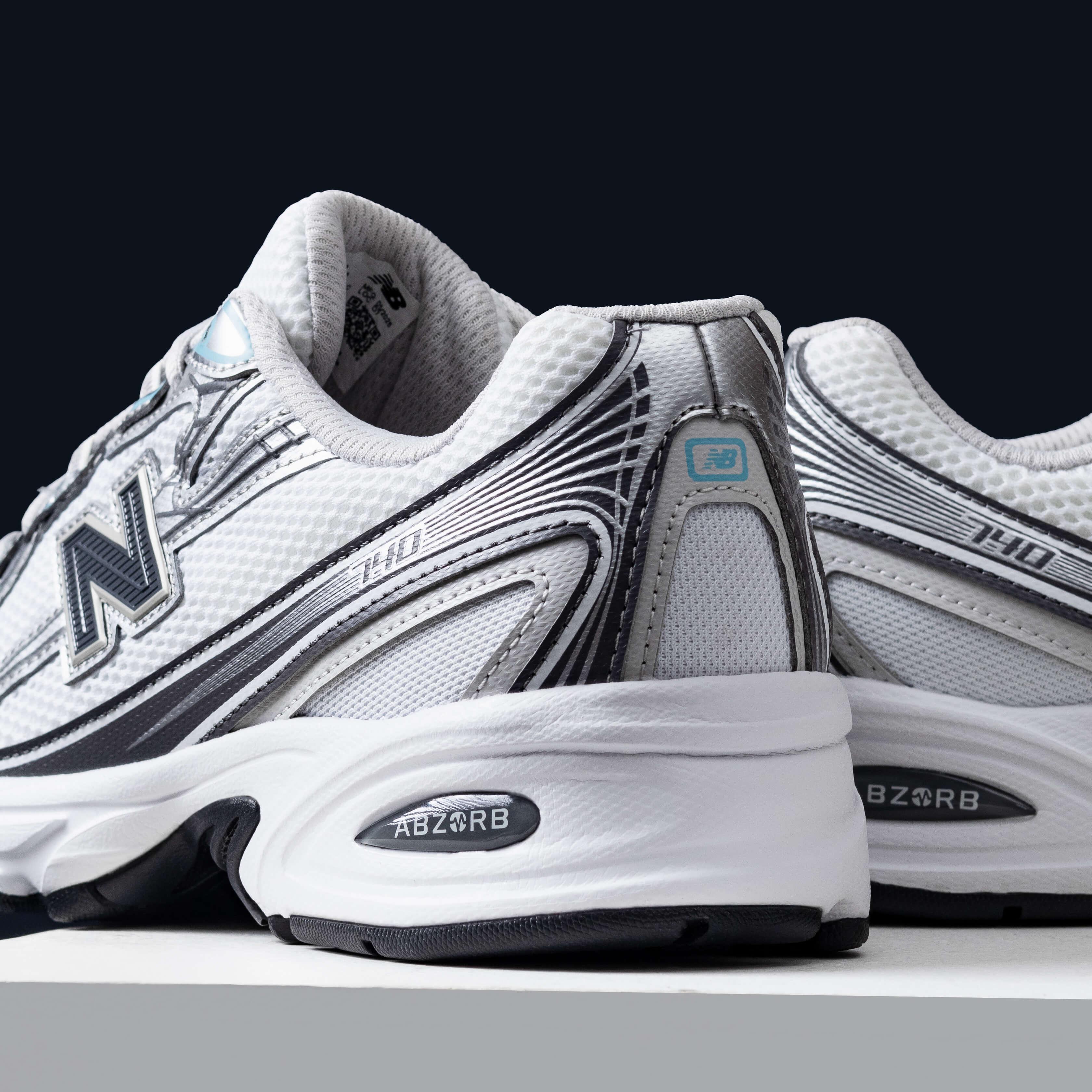 New Balance 740 White Castlerock 