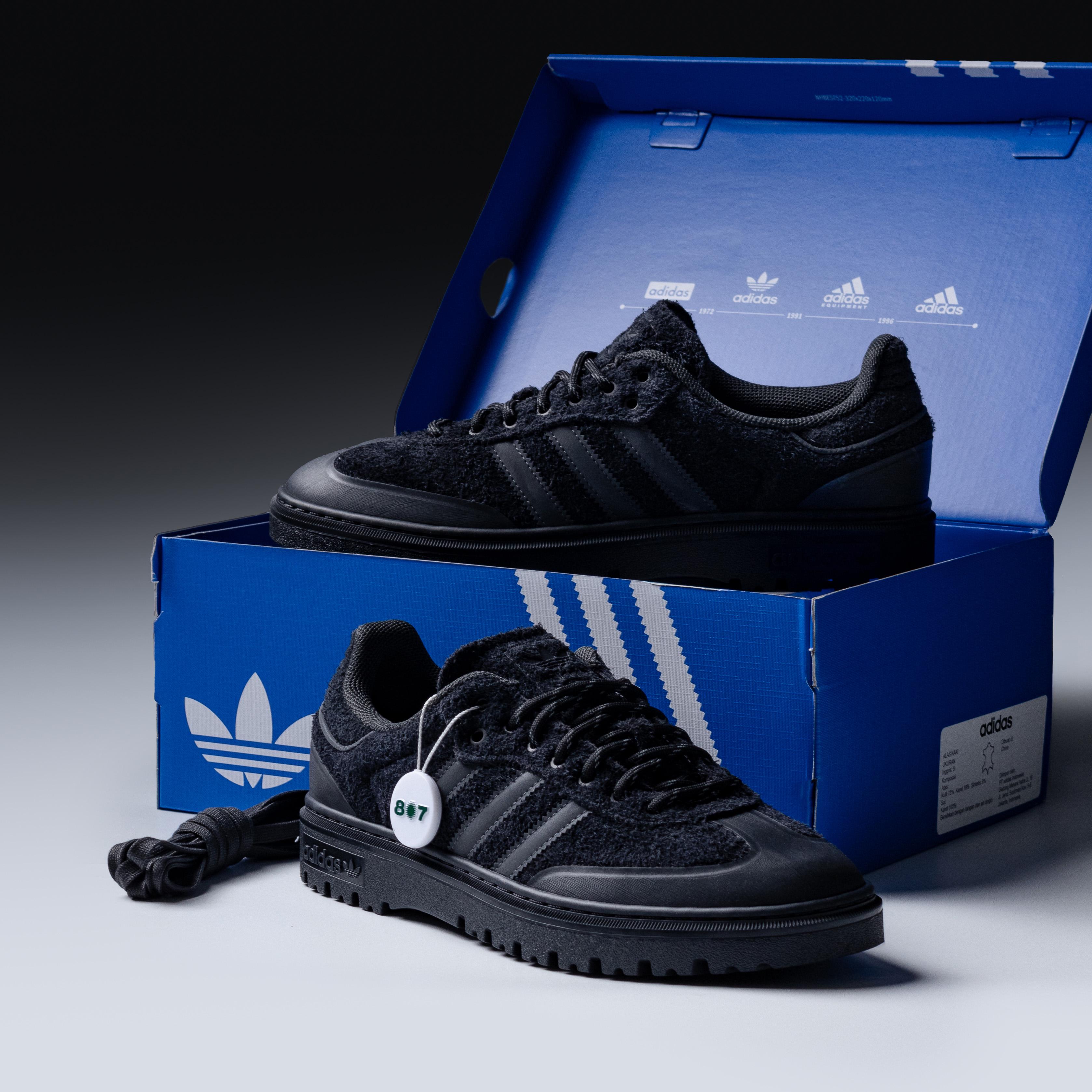 Adidas Samba Winterized Carbon Core Black