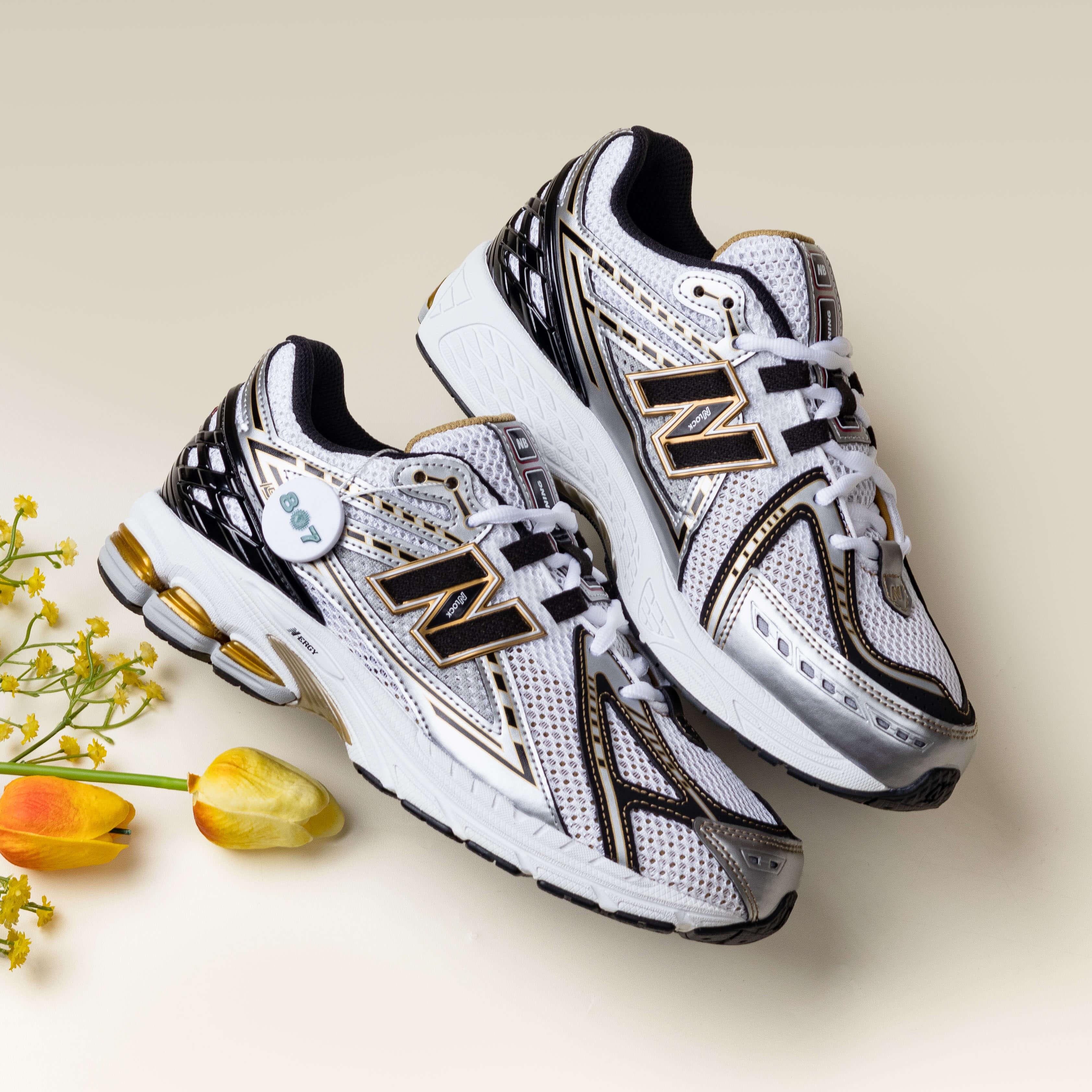 New Balance 1906R White Metallic Gold GS Women