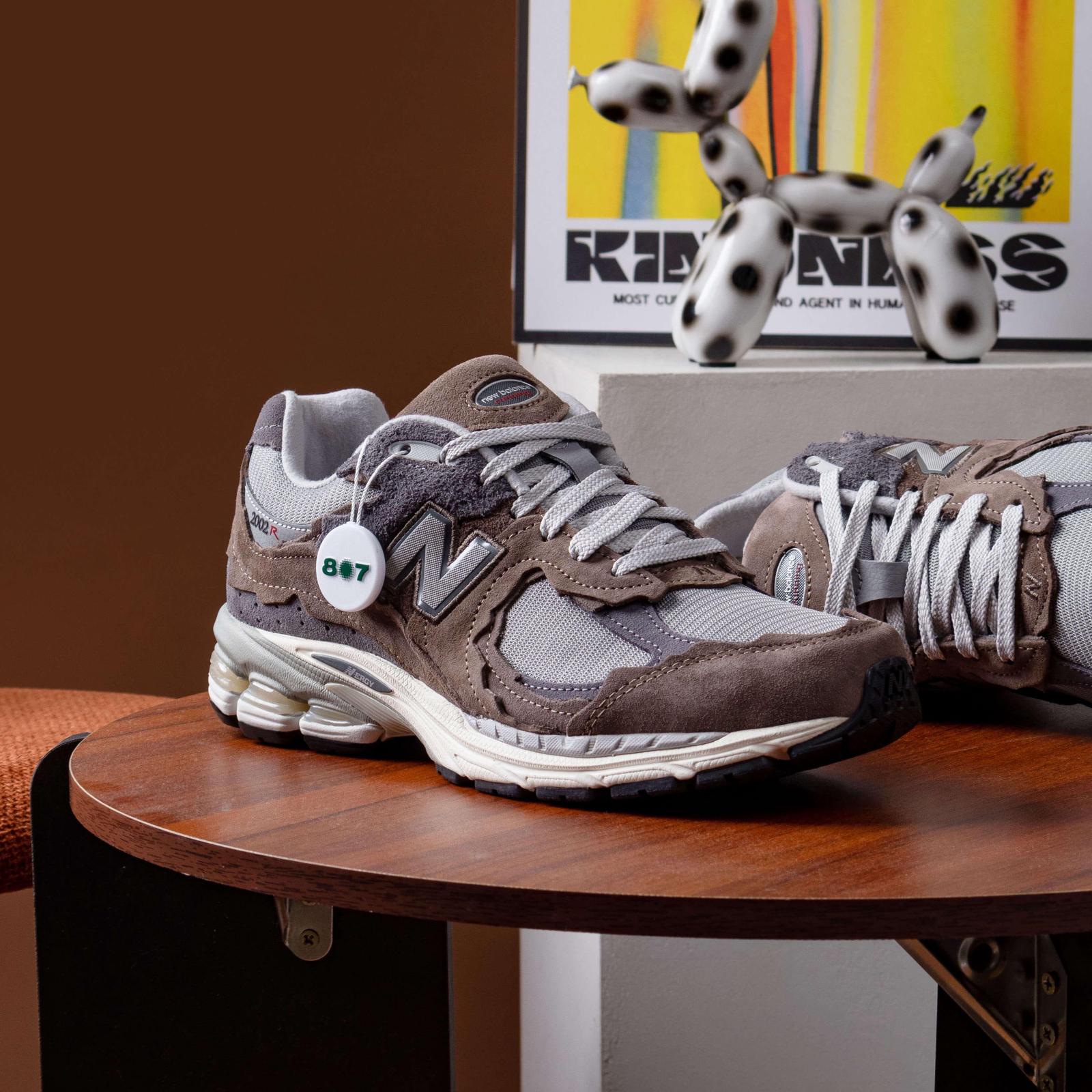 New Balance 2002R Protection Pack Cortado Raincloud