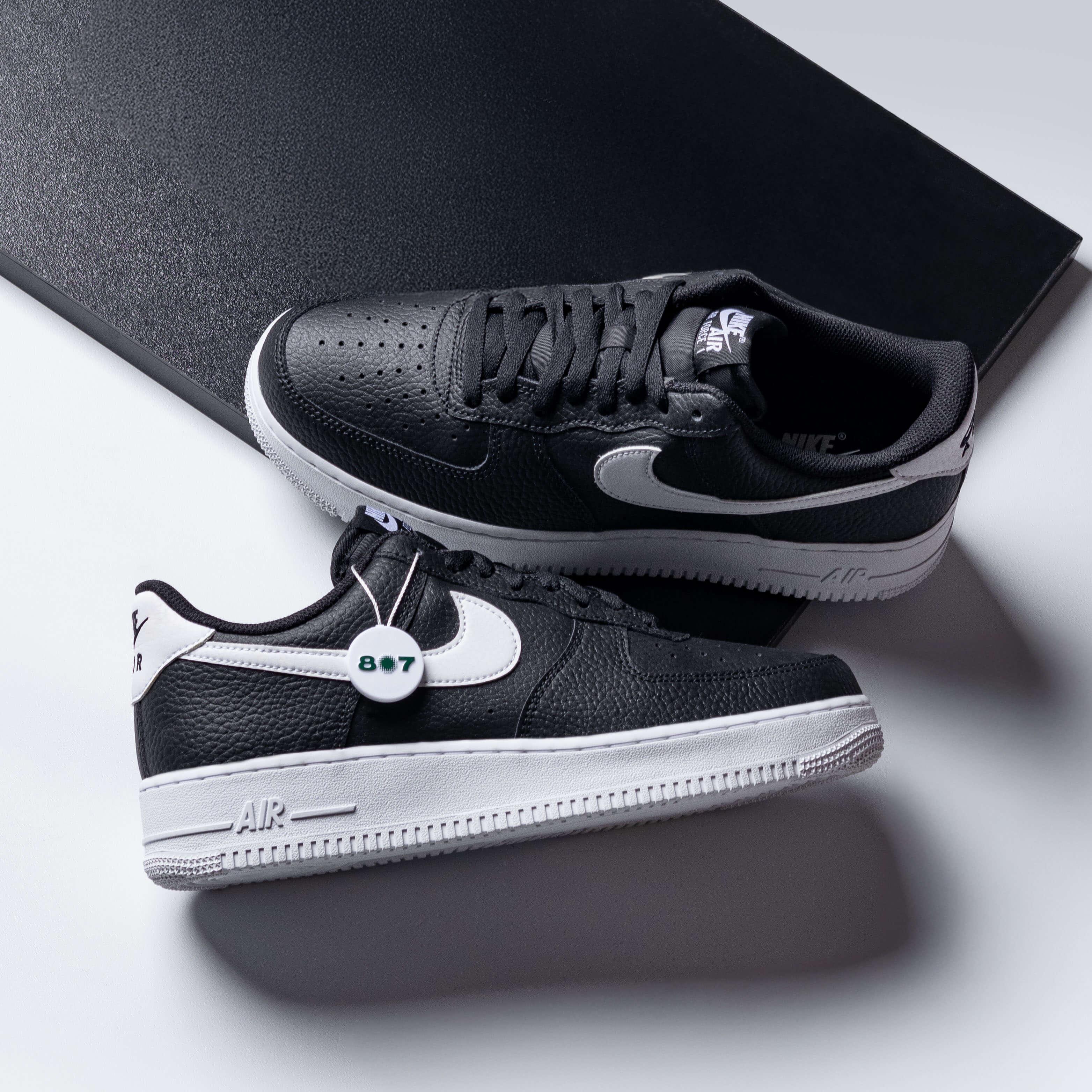 Nike Air Force 1 Low 07 Black White Pebbled Leather