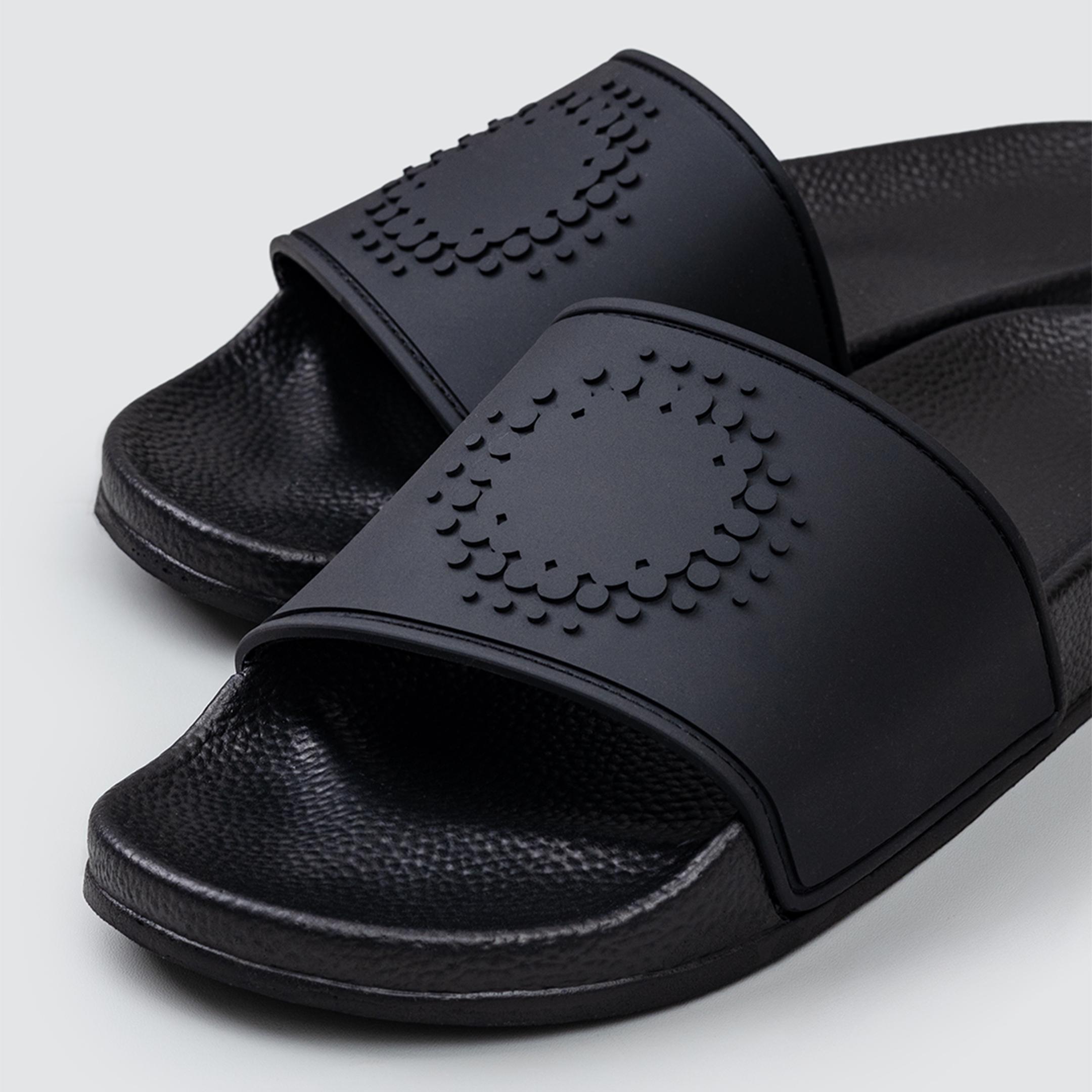 807Garage Icon Black Sandals